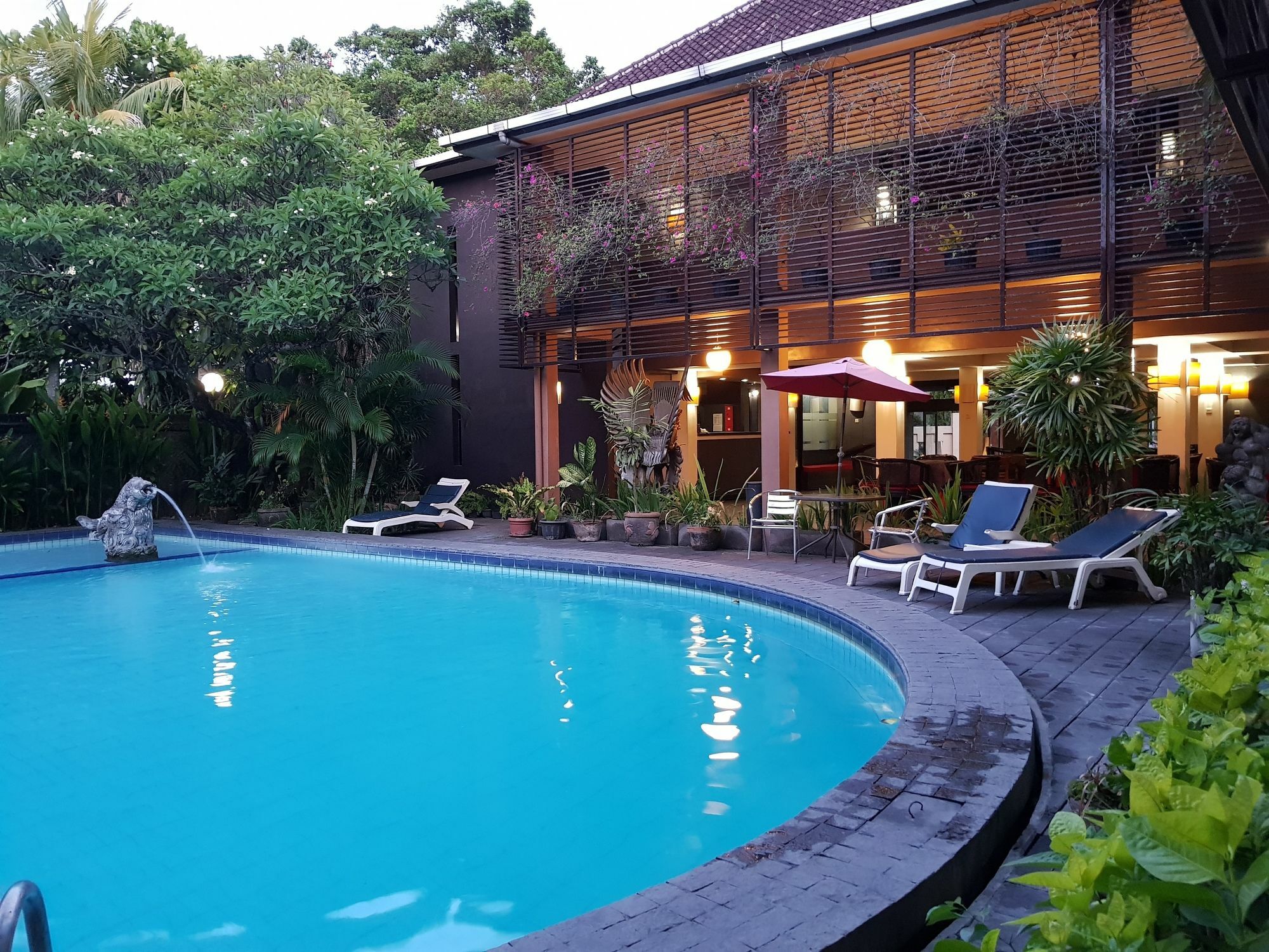 Sanur Agung Hotel Buitenkant foto